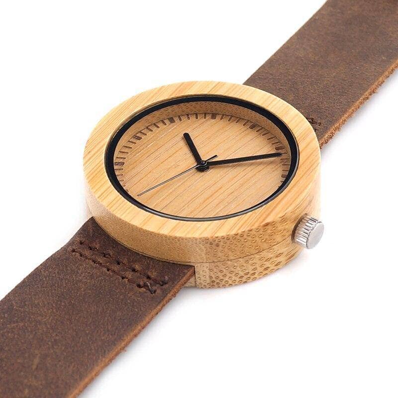 montre-bois-marron-bleue-vert-watche-heure-woodyboy-fait-main-haute-qualité-naturel-nature-cadran-temps-cuir-ecologique-eco-ecolo-bio-ecoresponsable-animaux-chêne-bambou-marque-francaise-made-in-france-homme-femme-man-woman-men-women-bijoux-luxe-tendance-beau-belle-chic-liege