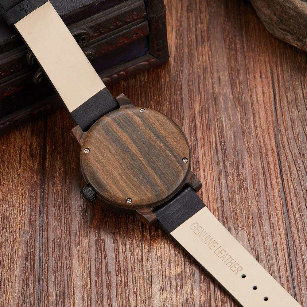 montre-bois-marron-bleue-vert-watche-heure-woodyboy-fait-main-haute-qualité-naturel-nature-cadran-temps-cuir-ecologique-eco-ecolo-bio-ecoresponsable-animaux-chêne-bambou-marque-francaise-made-in-france-homme-femme-man-woman-men-women-bijoux-luxe-tendance-beau-belle-chic-liege-rond-ronde-carré-carre-unique-intemporelle