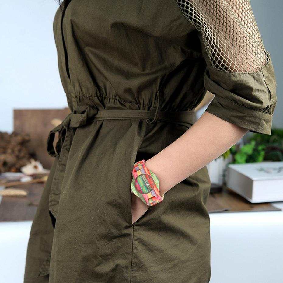 montre-bois-marron-bleue-vert-watche-heure-woodyboy-fait-main-haute-qualité-naturel-nature-cadran-temps-cuir-ecologique-eco-ecolo-bio-ecoresponsable-animaux-chêne-bambou-marque-francaise-made-in-france-homme-femme-man-woman-men-women-bijoux-luxe-tendance-beau-belle-chic-liege-rond-ronde-carré-carre-unique-intemporelle