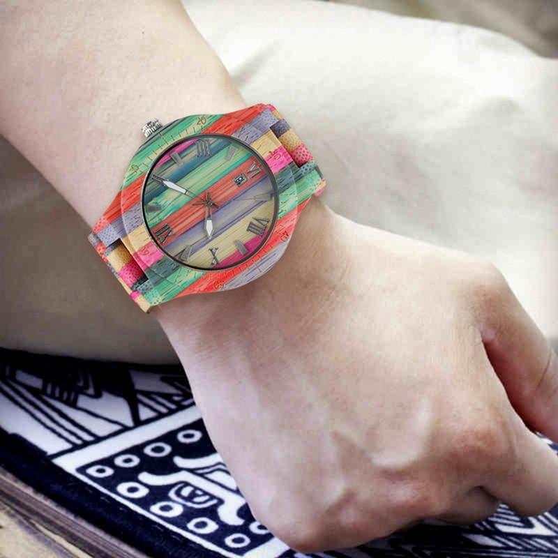 montre-bois-marron-bleue-vert-watche-heure-woodyboy-fait-main-haute-qualité-naturel-nature-cadran-temps-cuir-ecologique-eco-ecolo-bio-ecoresponsable-animaux-chêne-bambou-marque-francaise-made-in-france-homme-femme-man-woman-men-women-bijoux-luxe-tendance-beau-belle-chic-liege-rond-ronde-carré-carre-unique-intemporelle