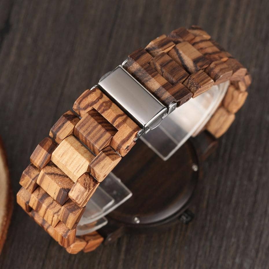 montre-bois-marron-bleue-vert-watche-heure-woodyboy-fait-main-haute-qualité-naturel-nature-cadran-temps-cuir-ecologique-eco-ecolo-bio-ecoresponsable-animaux-chêne-bambou-marque-francaise-made-in-france-homme-femme-man-woman-men-women-bijoux-luxe-tendance-beau-belle-chic-liege-rond-ronde-carré-carre-unique-intemporelle