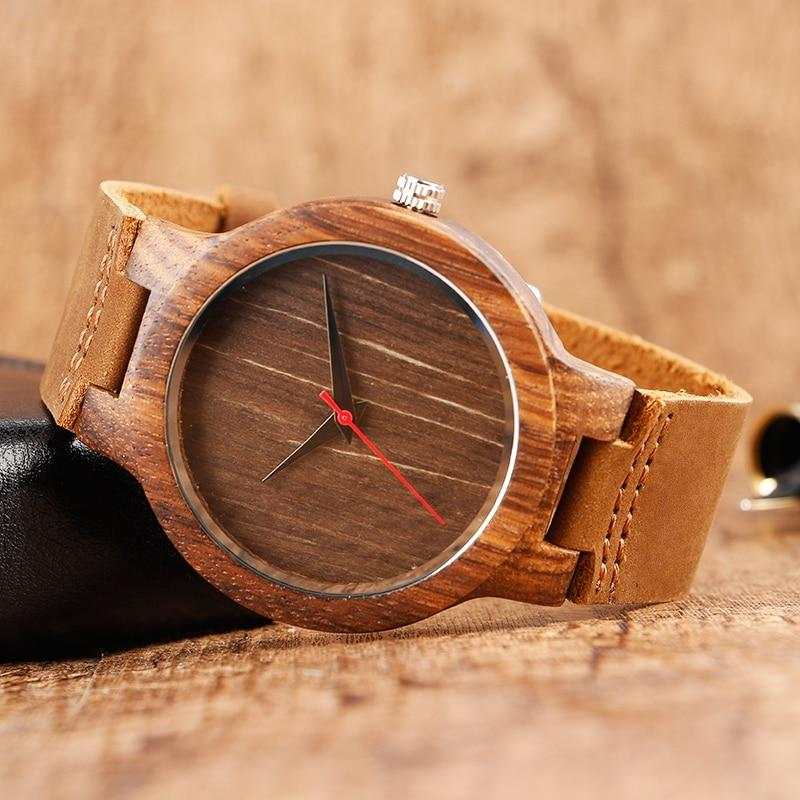 montre-bois-marron-bleue-vert-watche-heure-woodyboy-fait-main-haute-qualité-naturel-nature-cadran-temps-cuir-ecologique-eco-ecolo-bio-ecoresponsable-animaux-chêne-bambou-marque-francaise-made-in-france-homme-femme-man-woman-men-women-bijoux-luxe-tendance-beau-belle-chic-liege