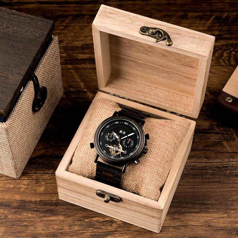 montre-bois-marron-bleue-vert-watche-heure-woodyboy-fait-main-haute-qualité-naturel-nature-cadran-temps-cuir-ecologique-eco-ecolo-bio-ecoresponsable-animaux-chêne-bambou-marque-francaise-made-in-france-homme-femme-man-woman-men-women-bijoux-luxe-tendance-beau-belle-chic-liege-rond-ronde-carré-carre-unique-intemporelle