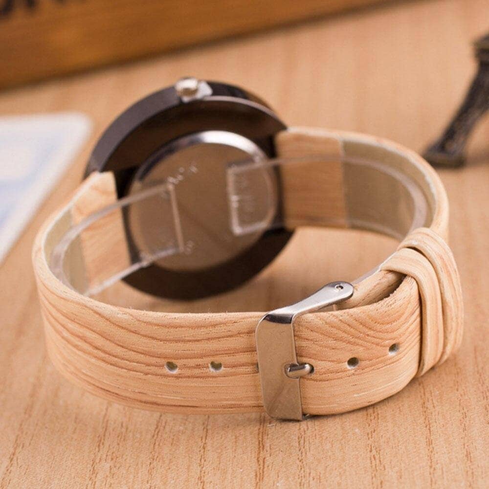 montre-bois-marron-bleue-vert-watche-heure-woodyboy-fait-main-haute-qualité-naturel-nature-cadran-temps-cuir-ecologique-eco-ecolo-bio-ecoresponsable-animaux-chêne-bambou-marque-francaise-made-in-france-homme-femme-man-woman-men-women-bijoux-luxe-tendance-beau-belle-chic-liege-rond-ronde-carré-carre-unique-intemporelle