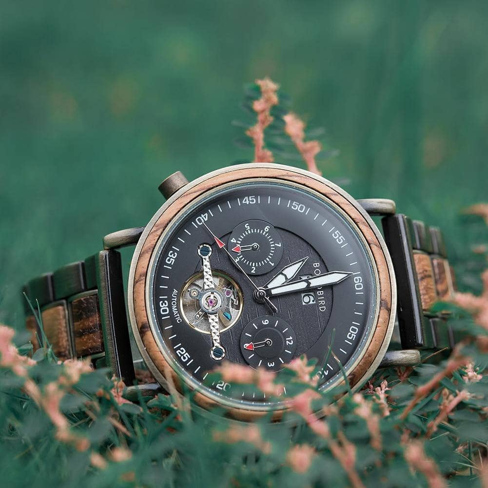 montre-bois-marron-bleue-vert-watche-heure-woodyboy-fait-main-haute-qualité-naturel-nature-cadran-temps-cuir-ecologique-eco-ecolo-bio-ecoresponsable-animaux-chêne-bambou-marque-francaise-made-in-france-homme-femme-man-woman-men-women-bijoux-luxe-tendance-beau-belle-chic-liege-rond-ronde-carré-carre-unique-intemporelle