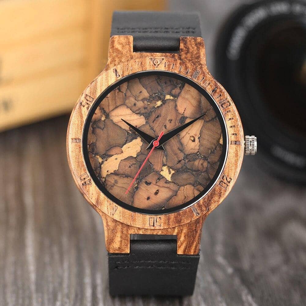 montre-bois-marron-bleue-vert-watche-heure-woodyboy-fait-main-haute-qualité-naturel-nature-cadran-temps-cuir-ecologique-eco-ecolo-bio-ecoresponsable-animaux-chêne-bambou-marque-francaise-made-in-france-homme-femme-man-woman-men-women-bijoux-luxe-tendance-beau-belle-chic-liege-rond-ronde-carré-carre-unique-intemporelle