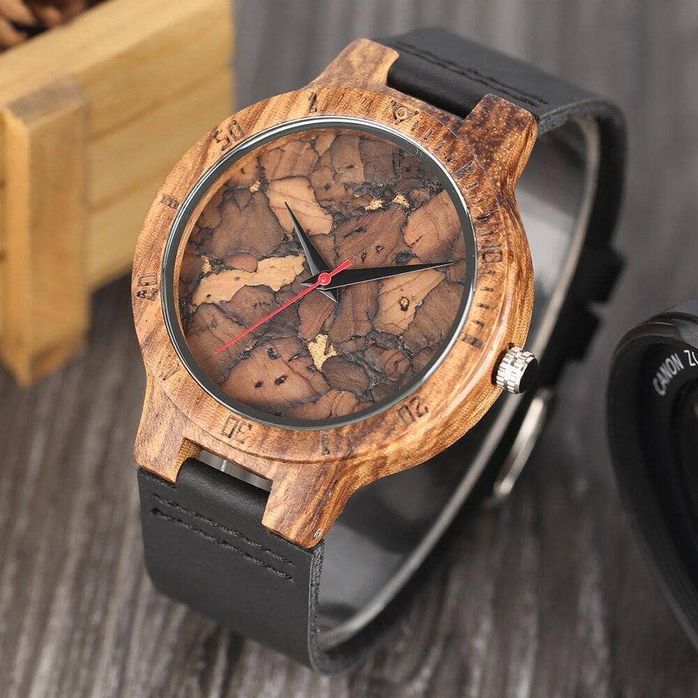 montre-bois-marron-bleue-vert-watche-heure-woodyboy-fait-main-haute-qualité-naturel-nature-cadran-temps-cuir-ecologique-eco-ecolo-bio-ecoresponsable-animaux-chêne-bambou-marque-francaise-made-in-france-homme-femme-man-woman-men-women-bijoux-luxe-tendance-beau-belle-chic-liege-rond-ronde-carré-carre-unique-intemporelle