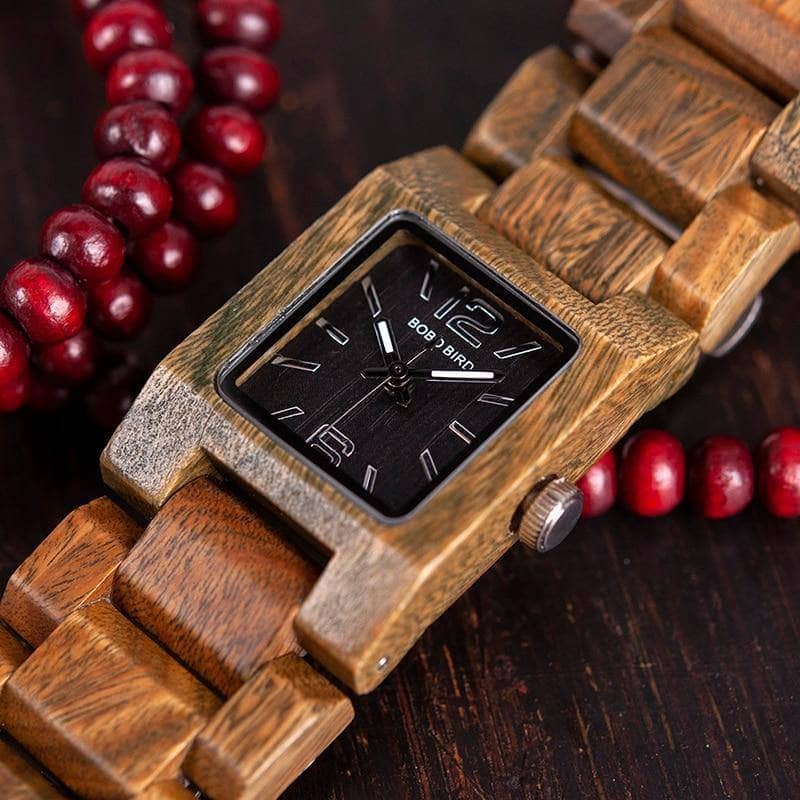 montre-bois-marron-bleue-vert-watche-heure-woodyboy-fait-main-haute-qualité-naturel-nature-cadran-temps-cuir-ecologique-eco-ecolo-bio-ecoresponsable-animaux-chêne-bambou-marque-francaise-made-in-france-homme-femme-man-woman-men-women-bijoux-luxe-tendance-beau-belle-chic-liege-rond-ronde-carré-carre-unique-intemporelle