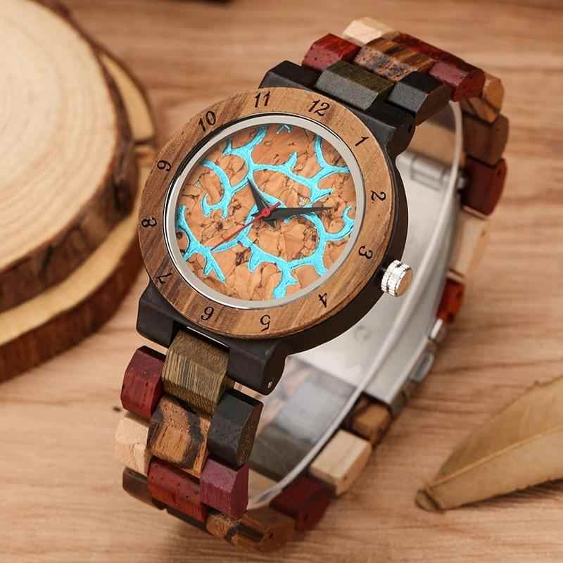 montre-bois-marron-bleue-vert-watche-heure-woodyboy-fait-main-haute-qualité-naturel-nature-cadran-temps-cuir-ecologique-eco-ecolo-bio-ecoresponsable-animaux-chêne-bambou-marque-francaise-made-in-france-homme-femme-man-woman-men-women-bijoux-luxe-tendance-beau-belle-chic-liege-rond-ronde-carré-carre-unique-intemporelle