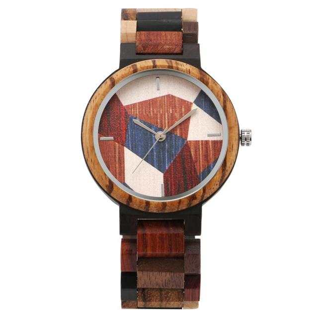 montre-bois-marron-bleue-vert-watche-heure-woodyboy-fait-main-haute-qualité-naturel-nature-cadran-temps-cuir-ecologique-eco-ecolo-bio-ecoresponsable-animaux-chêne-bambou-marque-francaise-made-in-france-homme-femme-man-woman-men-women-bijoux-luxe-tendance-beau-belle-chic-liege-rond-ronde-carré-carre-unique-intemporelle